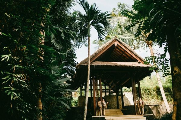 sophisticated-jungle-wedding-at-the-sanctuary-bali-2