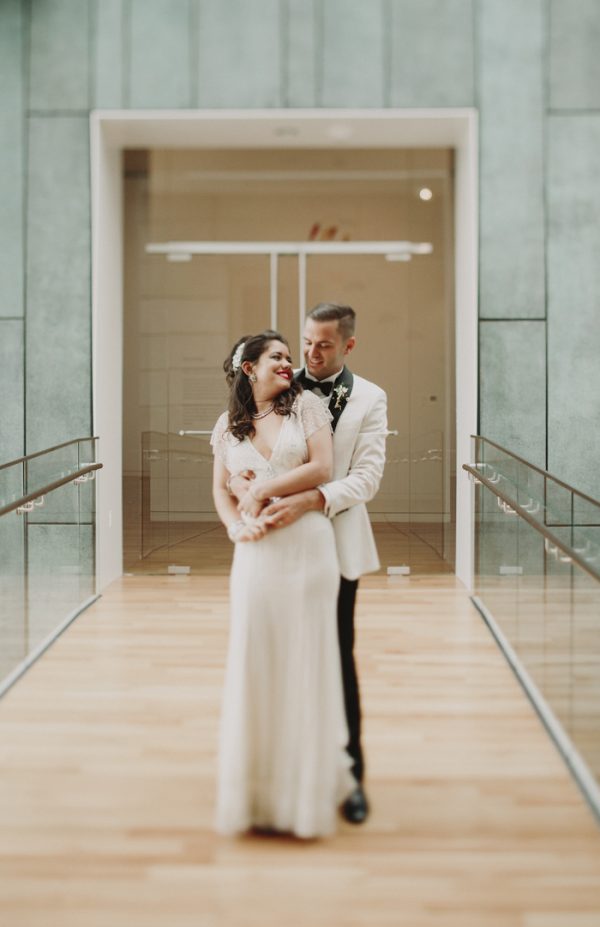 this-columbus-museum-of-art-wedding-puts-a-modern-spin-on-the-great-gatsby-35