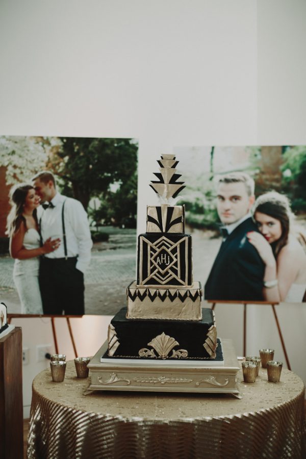 this-columbus-museum-of-art-wedding-puts-a-modern-spin-on-the-great-gatsby-40-600x900