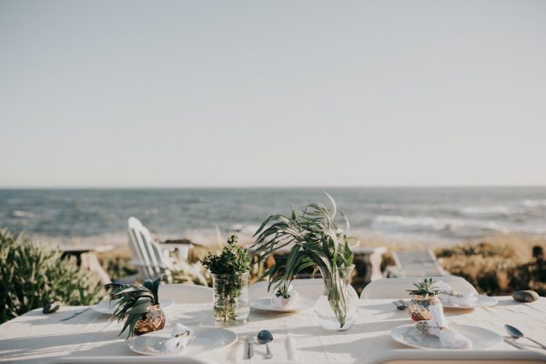this-oceanside-wedding-at-shelter-cove-is-the-epitome-of-laid-back-chic-28
