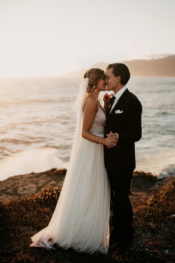 this-oceanside-wedding-at-shelter-cove-is-the-epitome-of-laid-back-chic-40