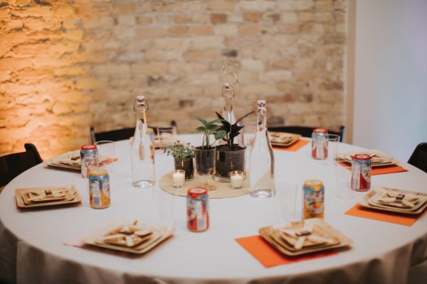 this-wedding-at-the-box-milwaukee-is-full-of-vintage-whimsy-25