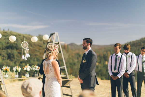whimsical-diy-wedding-at-yosemite-bug-rustic-mountain-resort-21