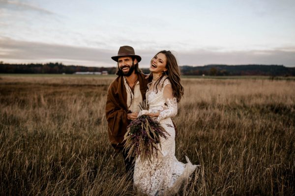 folksy-elopement-inspiration-in-munich-chris-and-ruth-photography-17