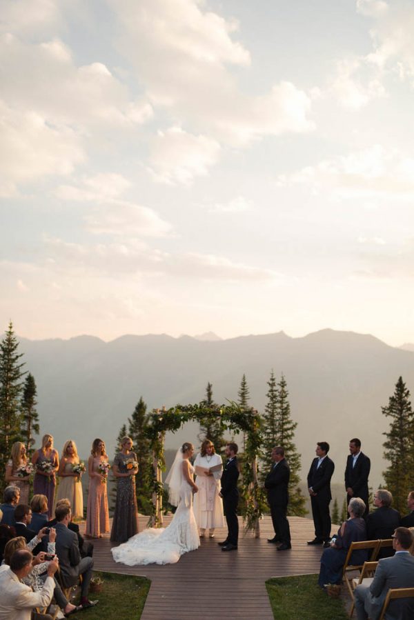 this-elegant-aspen-wedding-at-the-little-nell-has-the-most-breathtaking-backdrop-adonye-jaja-photography-35