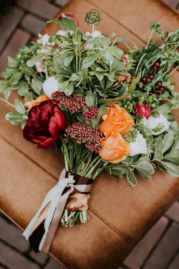 this-vibrant-fall-wedding-inspiration-gives-us-the-warm-fuzzies-weddings-by-alexandra-24