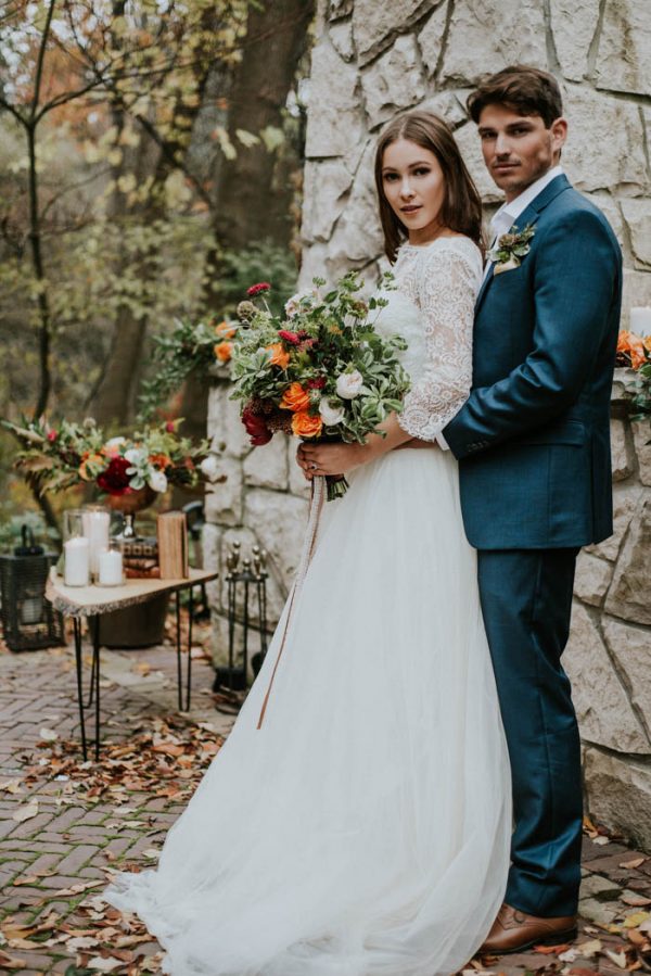 this-vibrant-fall-wedding-inspiration-gives-us-the-warm-fuzzies-weddings-by-alexandra-28