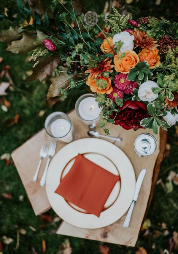 this-vibrant-fall-wedding-inspiration-gives-us-the-warm-fuzzies-weddings-by-alexandra-3