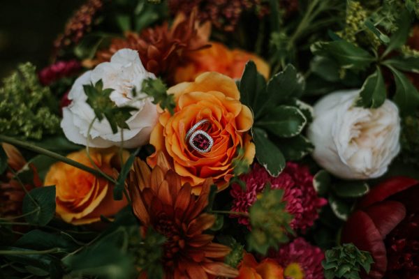 this-vibrant-fall-wedding-inspiration-gives-us-the-warm-fuzzies-weddings-by-alexandra-42