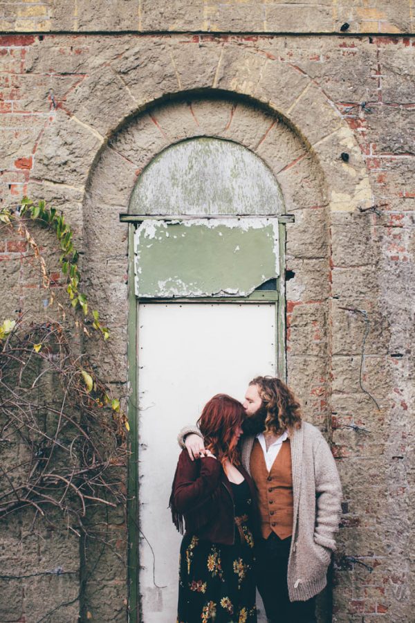 were-obsessed-with-the-bohemian-vibes-in-this-southsea-beach-engagement-hayley-savage-photography-10