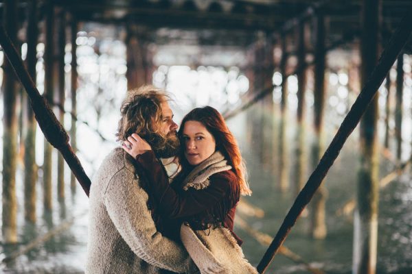 were-obsessed-with-the-bohemian-vibes-in-this-southsea-beach-engagement-hayley-savage-photography-12