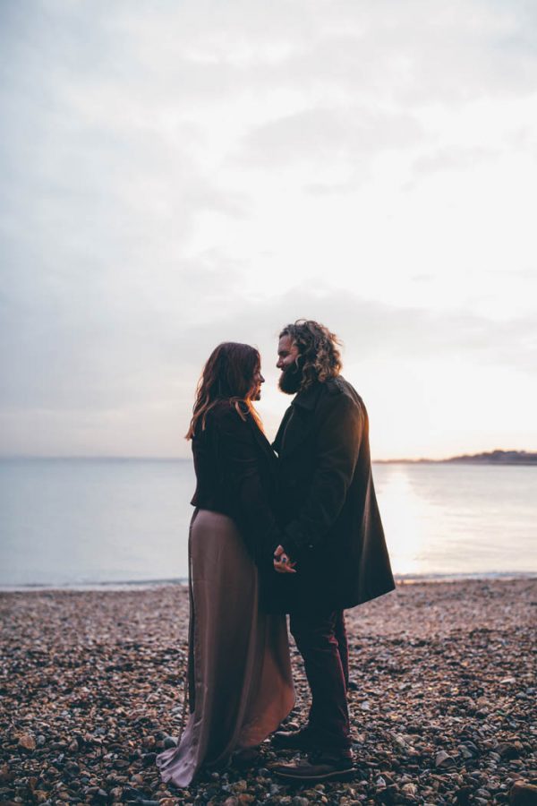 were-obsessed-with-the-bohemian-vibes-in-this-southsea-beach-engagement-hayley-savage-photography-26