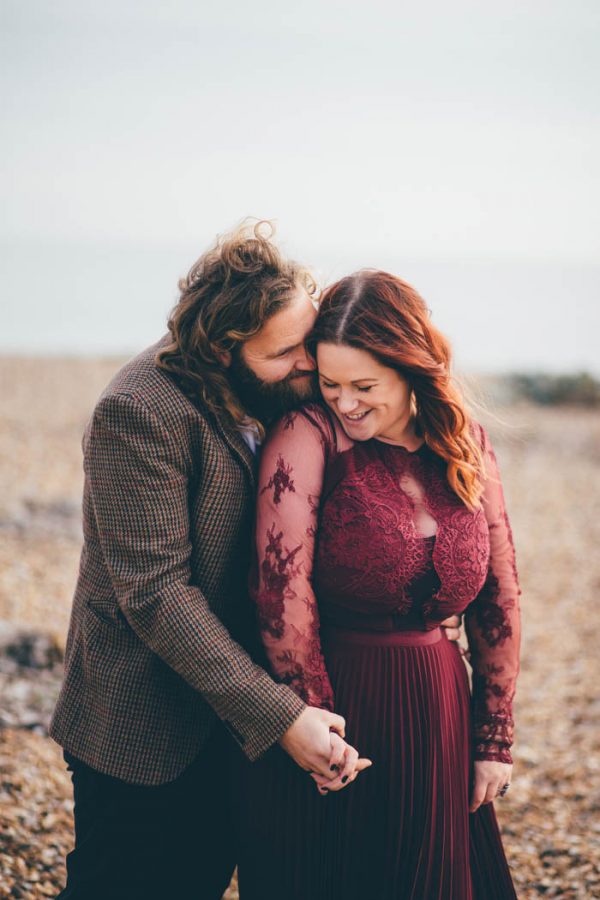 were-obsessed-with-the-bohemian-vibes-in-this-southsea-beach-engagement-hayley-savage-photography-33