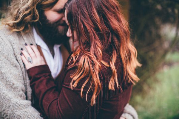 were-obsessed-with-the-bohemian-vibes-in-this-southsea-beach-engagement-hayley-savage-photography-7