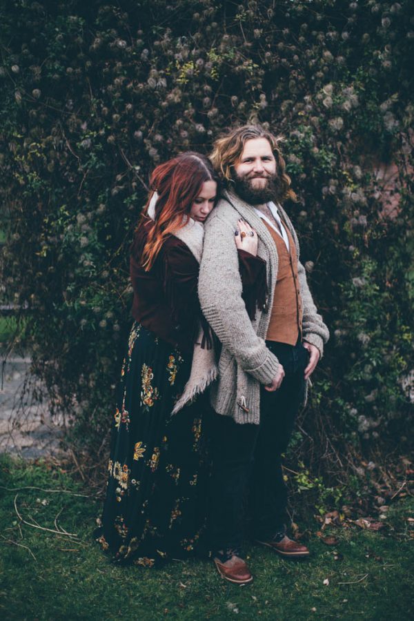 were-obsessed-with-the-bohemian-vibes-in-this-southsea-beach-engagement-hayley-savage-photography-9