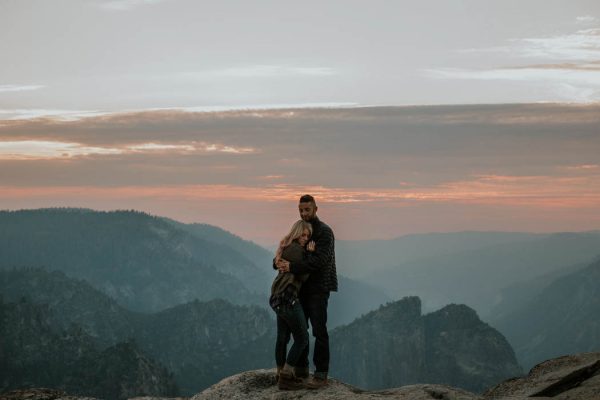 youll-love-the-epic-cuddles-in-this-yosemite-engagement-session-marcela-pulido-photography-25