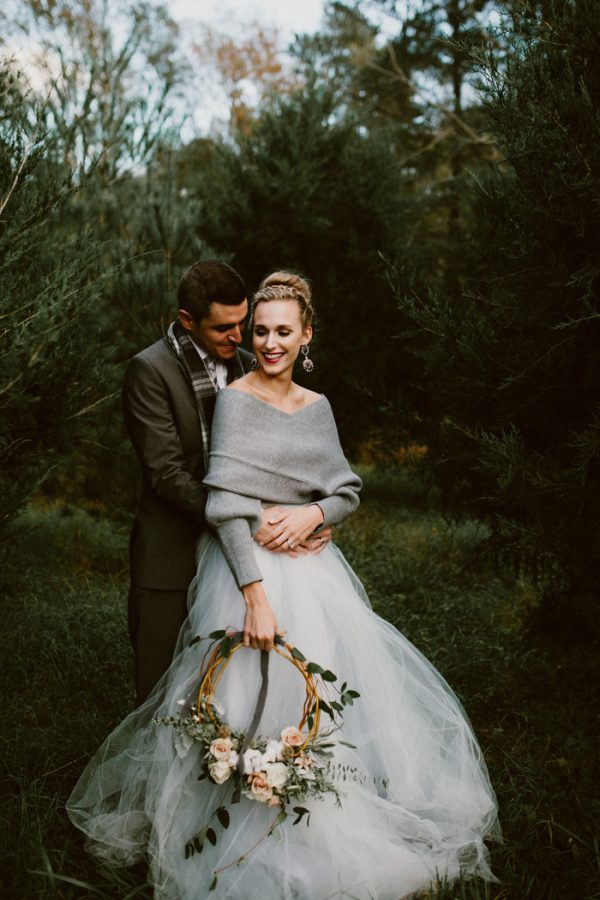 fashionably-cozy-winter-wedding-inspiration-11