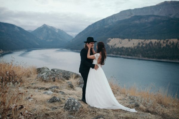 heartfelt-oregon-wedding-at-wallowa-lake-12
