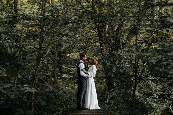scandinavian-fairy-tale-wedding-at-foxfire-mountain-house-11