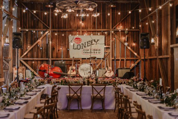this-mann-family-farm-wedding-combines-french-and-west-coast-countryside-vibes-40