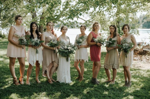 this-super-cool-summer-camp-wedding-is-all-about-community-13