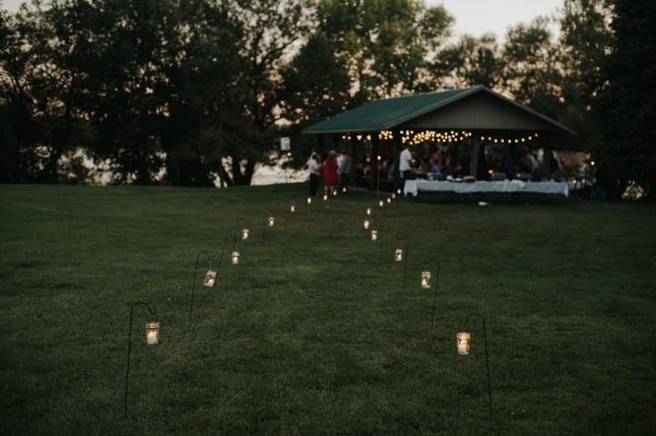 this-super-cool-summer-camp-wedding-is-all-about-community-49
