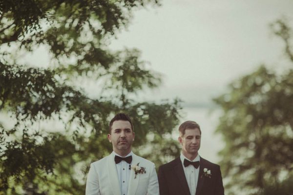 Blush and Grey New York Wedding at Locusts on Hudson Jonas Peterson-43