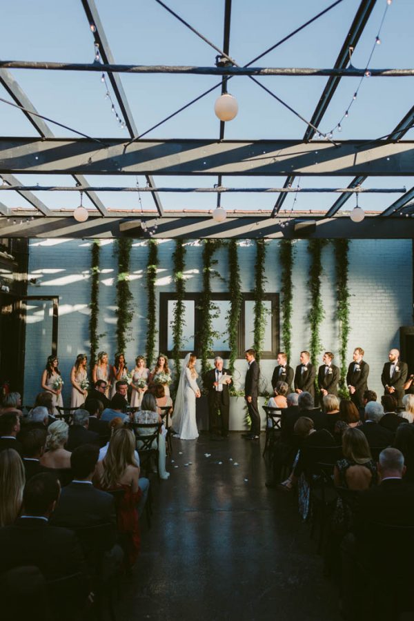 this-couple-threw-an-outdoor-barbecue-wedding-in-brooklyn-at-501-union-amber-gress-photography-34