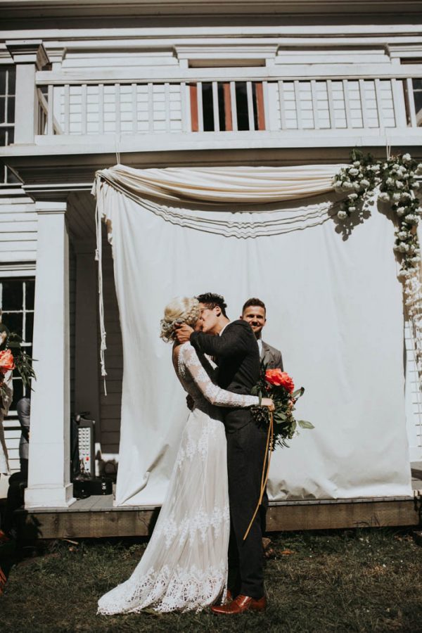 This Free-Spirited Sauvie Island Wedding Will Steal Your Heart India Earl-28