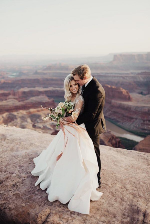 You Need to See the Jaw-Dropping Beauty in These Dead Horse Point Wedding Portraits