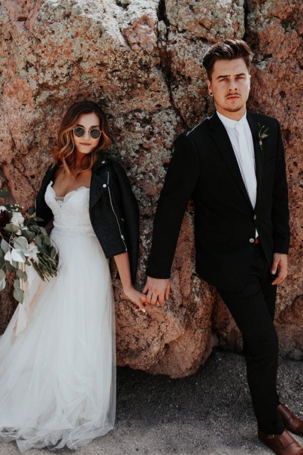 Elegant Black and White Phoenix Desert Wedding