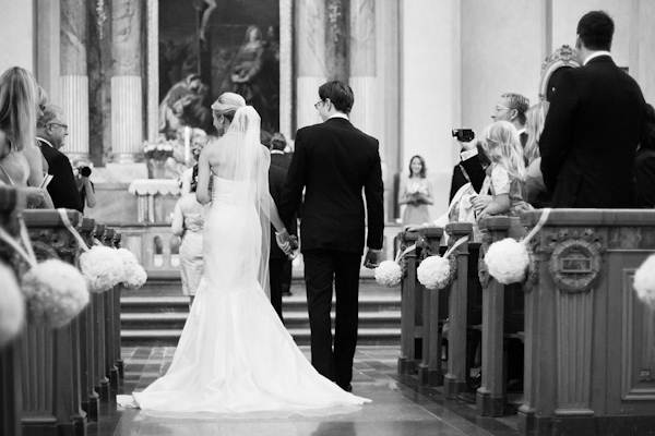 Bride being walked down the aisle- wedding photo by top Swedish ...