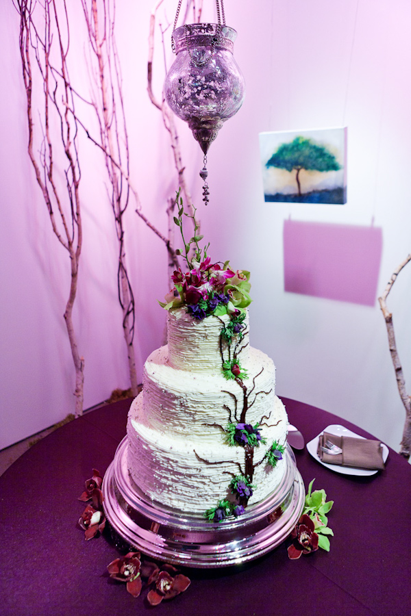 Lace Wedding Cakes- Wedding Gown Inspiration for your Bespoke Lace Wedding  Cake - The Cake Pavilion