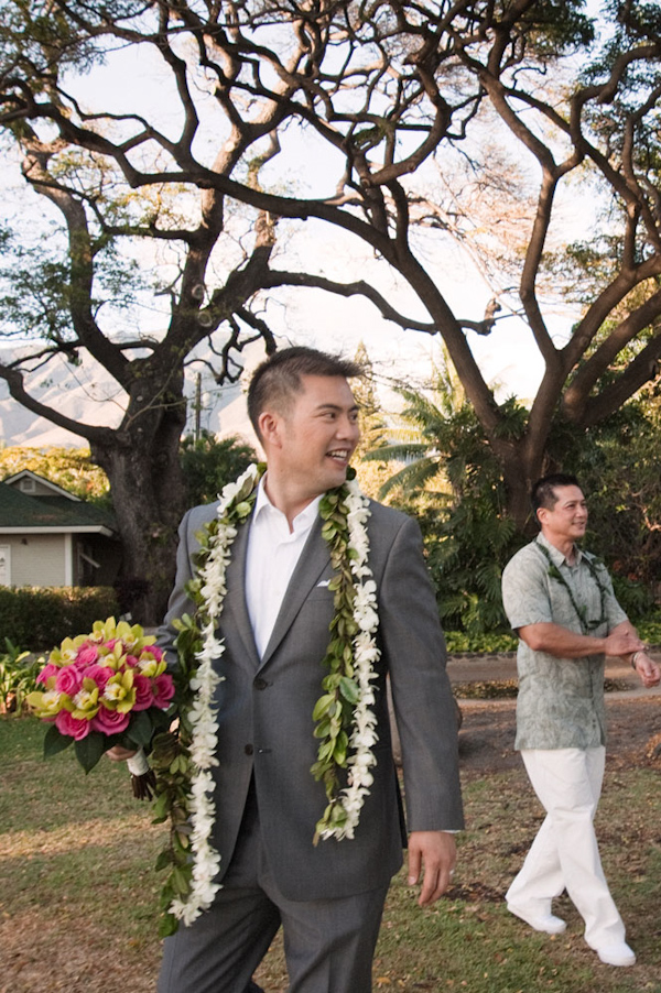 handsome groom wearing traditional Hawaiian leis - photo by Hawaii ...