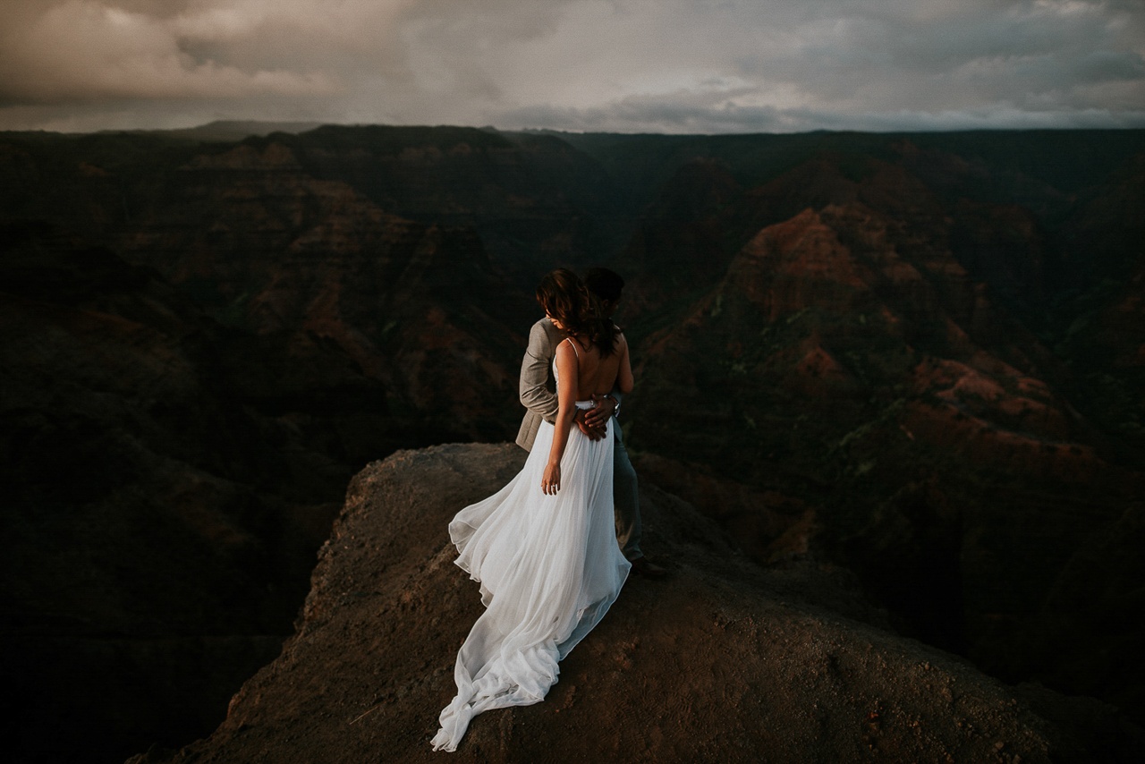 pre wedding photoshoot creative ideas