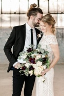 This Wedding at The Glass Factory Proves That Minimalism Can Be Totally Romantic