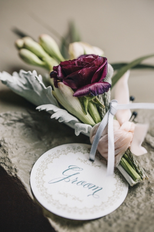 groom's boutonniere, photo by Vue Photography
