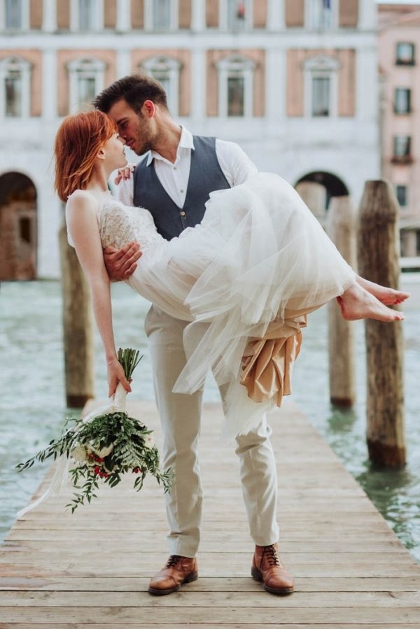 Gorgeous Venice Elopement Bridal Wedding Dress and Groom Style Inspiration