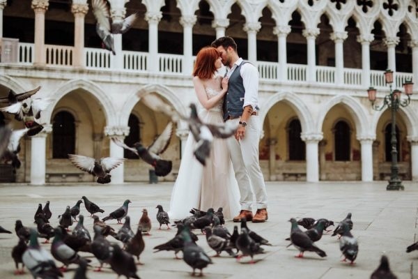 Gorgeous Venice Elopement Bridal Wedding Dress and Groom Style Inspiration