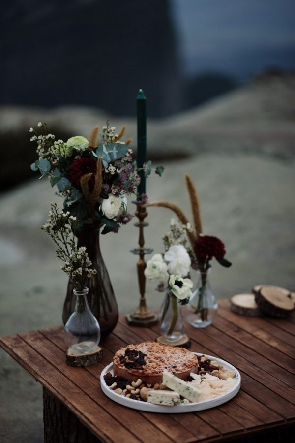 Elegant Adventurous Mountain Wedding Tablescape