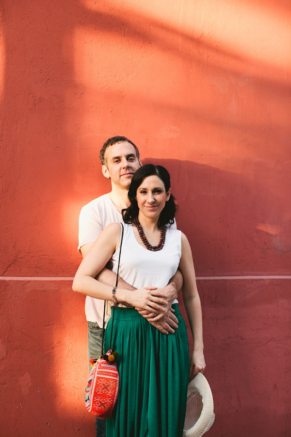 casual engagement session in colorful Santiago, Chile - photo by top Chile based destination wedding photographer Kyle Hepp