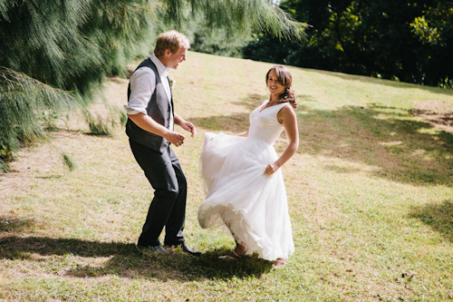 colorful handmade wedding in New Zealand with photos by Mary Sylvia Photography Inc. | junebugweddings.com