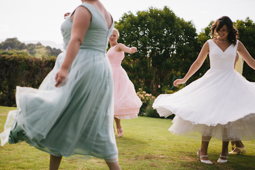 colorful handmade wedding in New Zealand with photos by Mary Sylvia Photography Inc. | junebugweddings.com