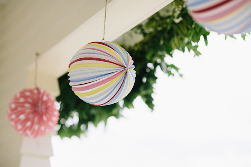 colorful handmade wedding in New Zealand with photos by Mary Sylvia Photography Inc. | junebugweddings.com