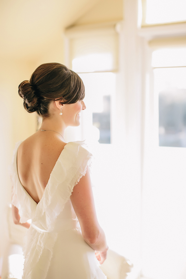 romantic and classic wedding in Seaside, Florida, photos by Vue Photography | junebugweddings.com