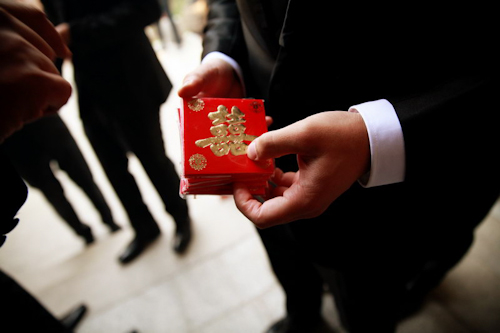 lavish and elegant wedding in Xian China, photos by Chris+Lynn Photography | junebugweddings.com