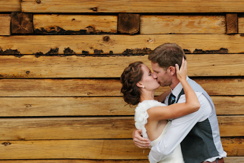 Country wedding in Big Sky, Montana, photos by Hardy Klahold Photography | junebugweddings.com