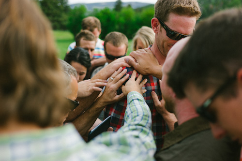 Country wedding in Big Sky, Montana, photos by Hardy Klahold Photography | junebugweddings.com