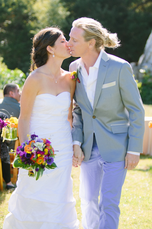 Coastal California Rustic Barn Wedding - photos by Mirelle Carmichael Photography | junebugweddings.com