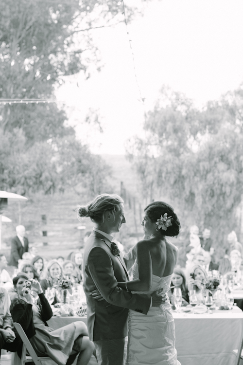 Coastal California Rustic Barn Wedding - photos by Mirelle Carmichael Photography | junebugweddings.com